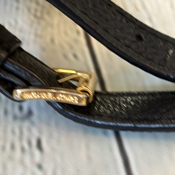 Michael Kors pebbled soft leather crossbody - Picture 9 of 11